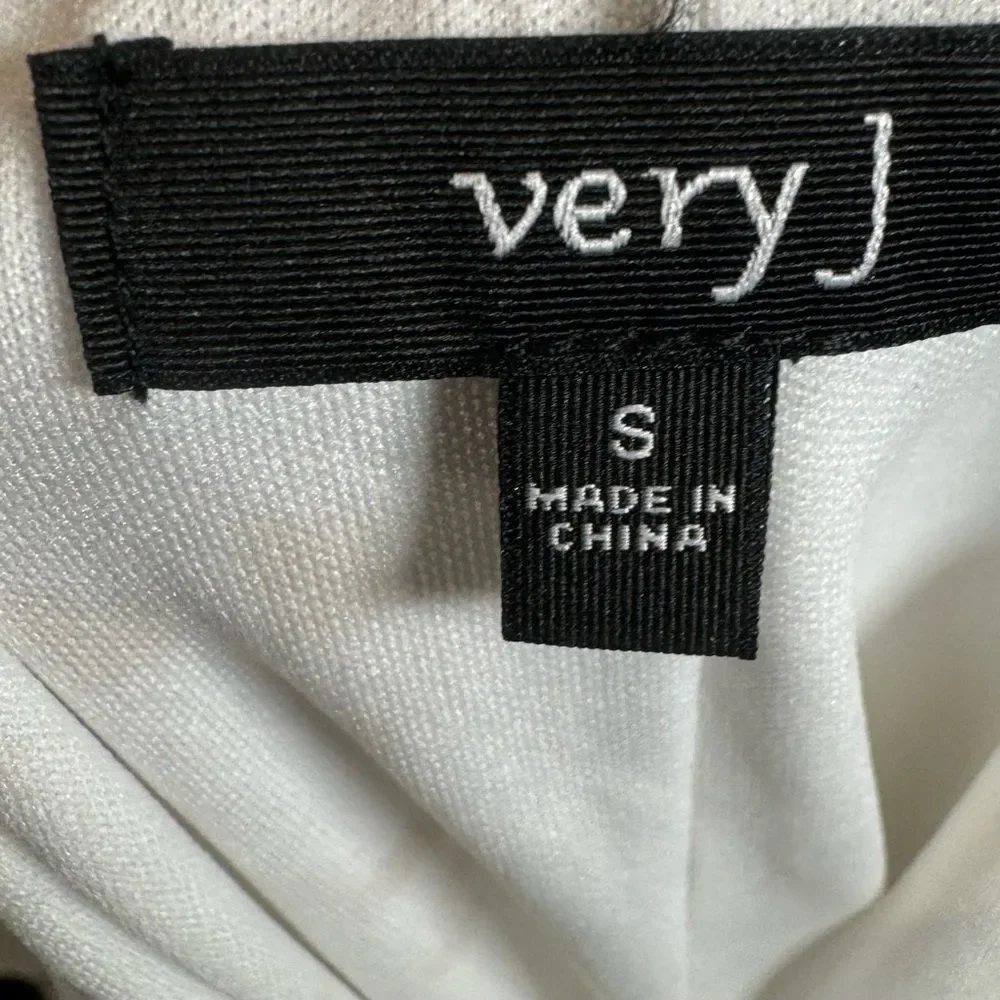 Very J white strappy vneck shift dress size small